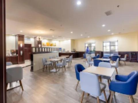 Comfort Suites Troy-I75 Hotels in Troy