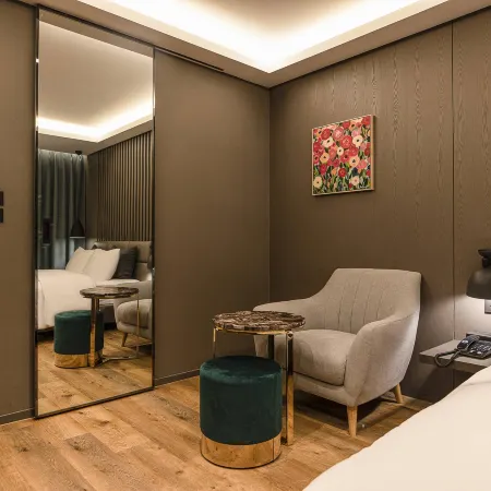 Bundang (Yatap Station) Breeze Hotel Отели рядом с достопримечательностью «Станция метро Sunae»