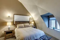 Wisconsin Vacation Rental 1 Mi to Road America! - Homestays