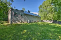 Stylish Mountain Home Near Ski, Golf and Manchester! - 3-Star