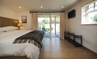 Within the Village - Holiday Apartments
