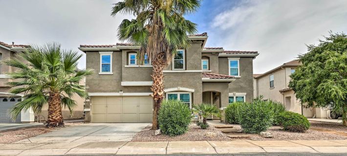 Spacious Gilbert Escape w/ Pool & Hot Tub! Hotels in Gilbert