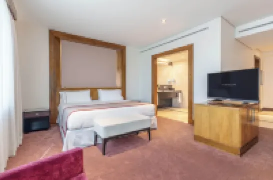 Eurostars Suites Mirasierra