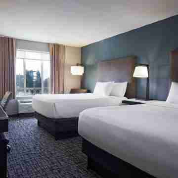 Hyatt House Bellevue Rooms