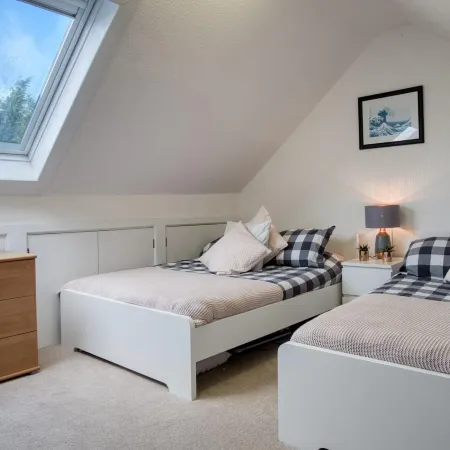 Taliesin - 5 Bedroom Holiday Home - Tenby