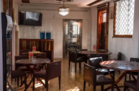 Sannak Hotel Hotels in 