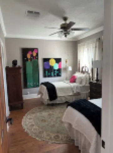 High Point 1912 Charming Farmhouse in Red Rock on Six Acres with 2 Zone AC, WiFi