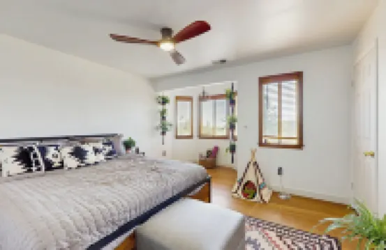 2BR Cabin - Close to Big Bear & Lake Arrowhead