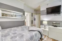 Emerald Grande Condo Beach, Marina and Ocean View - balcony