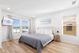 NEW Sleeps 7 Beach Fun Dining Palmaway