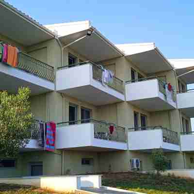 Apartment in Gerakini With Pool Hotel Exterior