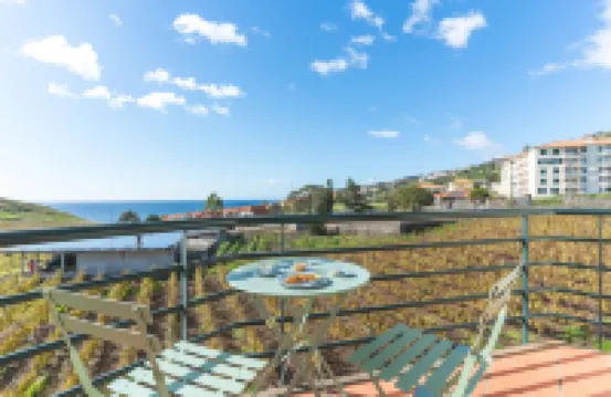 Sunrising Apartment by Atlantic Holiday