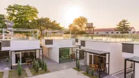 Yangyang Pool Lounge Pension & Glamping - Pensions