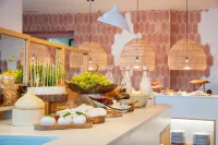 The 15th Boutique Hotel by Bondia Group - Aamiainen