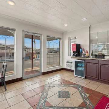 Econo Lodge Fallon Naval Air Station Area