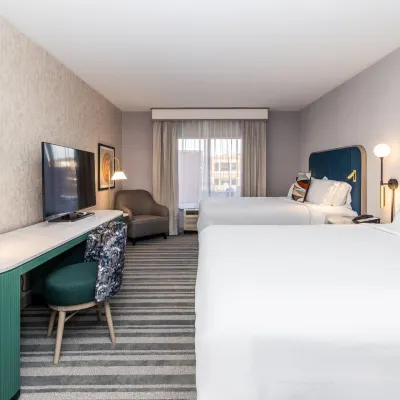 voco THE CLAIR CINCINNATI DOWNTOWN by IHG Hoteles cerca de Holy Cross-Immaculata Catholic Church