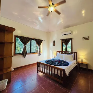 Mariposa Jungle Lodge