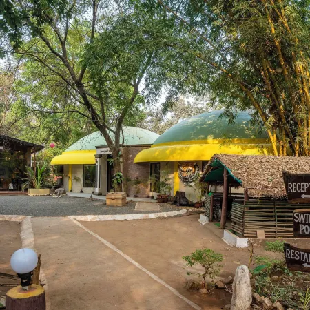 Treebo Premium Mowgli's Den, Pench Tiger Reserve, Turia