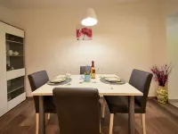 Sandra - 3-Star