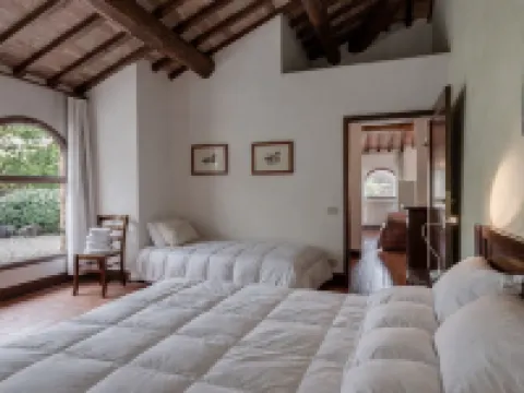 Fattoria Agriturismo Nerbona Hotels in Colle di Val d'Elsa