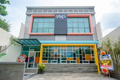 Sans Hotel Good Wish Semarang