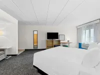Spark by Hilton Cedar Falls Hotels in Cedar Falls