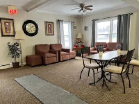 Oswego Inn Hotels in Oswego