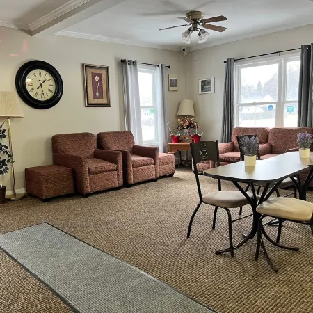 Oswego Inn