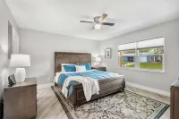 882 Cody Avenue - 3 tähden