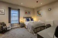 The Ironworks Aparthotel Hotel a 