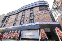 Jani B Hotel Seryu Station