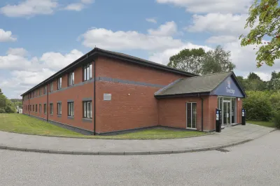 Travelodge Aberdeen Bucksburn Отели рядом с достопримечательностью «Конгресс-центр TECA»