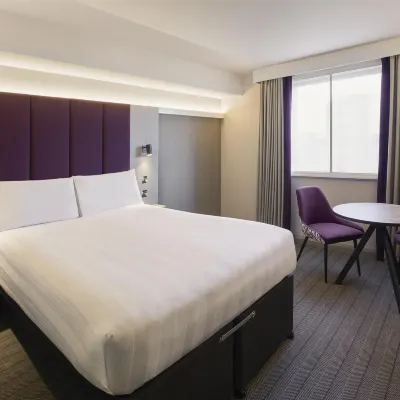 Premier Inn London City (Tower Hill) Отели рядом с достопримечательностью «Рыбный рынок Биллингсгейт»