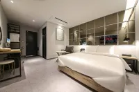 Hotel About - ที่มีที่จอดรถ