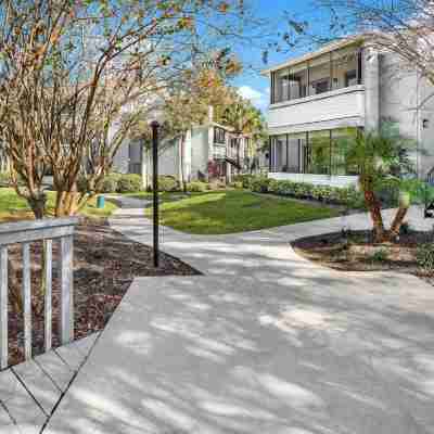 Solara Apartments Spacious 2BR Apartment Sleeps 6 Pet-Friendly Hotel Exterior