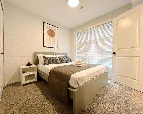 Private Room With Own Entrance Hotels in Guildford