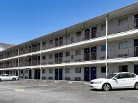 Studio 6 Greenville, SC Hotels in Greenville