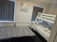 Telford - Apartment - Sleeps 5 - Flat 4 - Condos