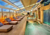 Atlantis Casino Resort Spa - Resorts