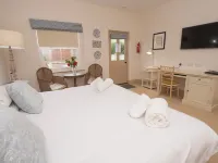 Stapleton/Parkgate Cottages Hotels in Selby District