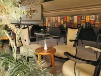 نوفيس هوتل كليوباترا Hotels near شاطئ كليوباترا