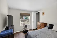 Tehachapi 12-guest Group Escape 5 Bedroom Home - Homestays