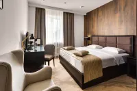 Harten Business & International Hotel فنادق في 