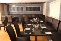 Hotel Karpagam International - servizio colazione