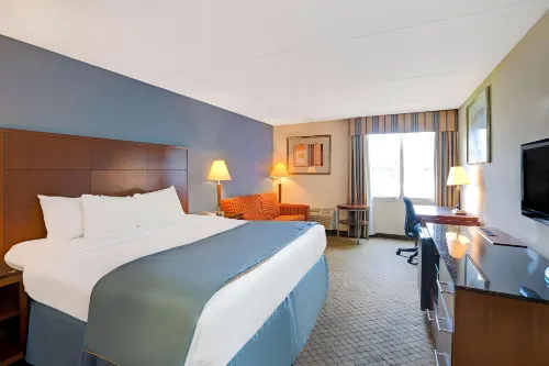 Motel 6 Rock Hill, SC - Cherry Road - parking