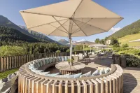 Relais & Châteaux in Lain Hotel Cadonau