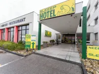 SLEEEP Hotel Vösendorf Hotels near 23. Liesing