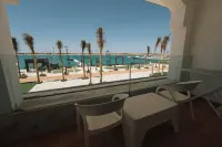 M Hotels at Porto Marina - Parkplatz