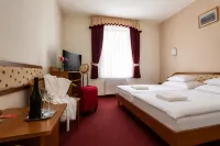 Hotel Imperial Gyogyszallo es Gyogyfurdo のホテル