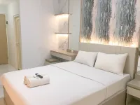 Modern Studio at Bale Hinggil Apartment By Travelio - 3 estrellas